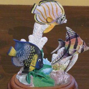 PENCO Sealife Fish Figurine Resin on Wood Base 6" High (K95)